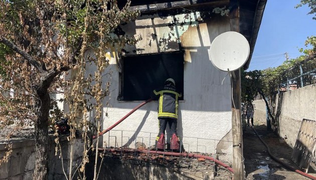 Ev sahibiyle tartışan kiracı oturduğu evi ateşe verdi