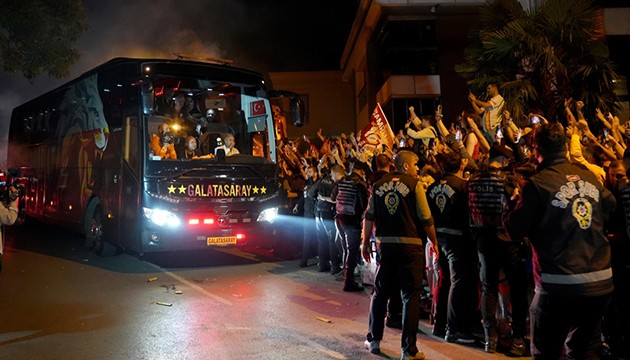 Florya'da coşkulu karşılama