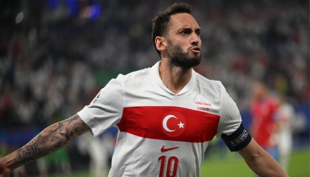 Hakan Çalhanoğlu kötü haberi duyurdu