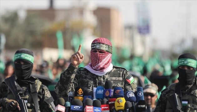 Hamas: İsrail'in hamlesi yeni suçlar işleyeceğinin işaretidir