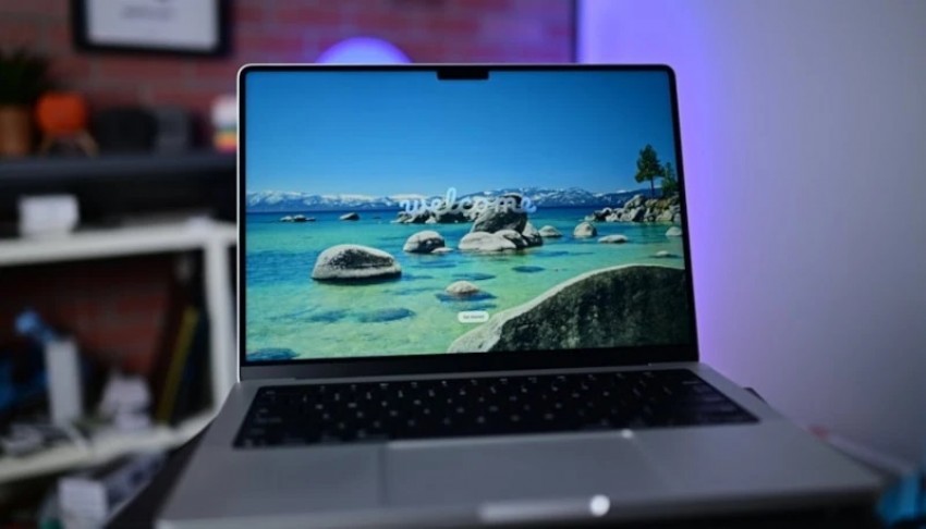 MacBook Pro Ekim ayında tanıtılacak