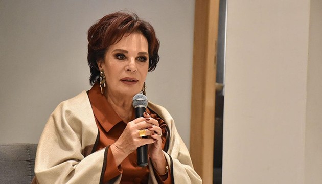 Hülya Koçyiğit: Derdim her zaman kadın ve konumu!