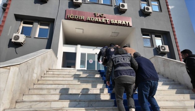 İnsan kaçakçılığına 2 tutuklama