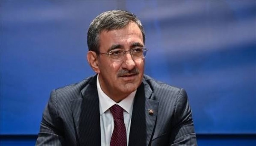 Cumhurbaşkanı Yardımcısı Cevdet Yımaz'dan 'yastık altı rezerv' mesajı
