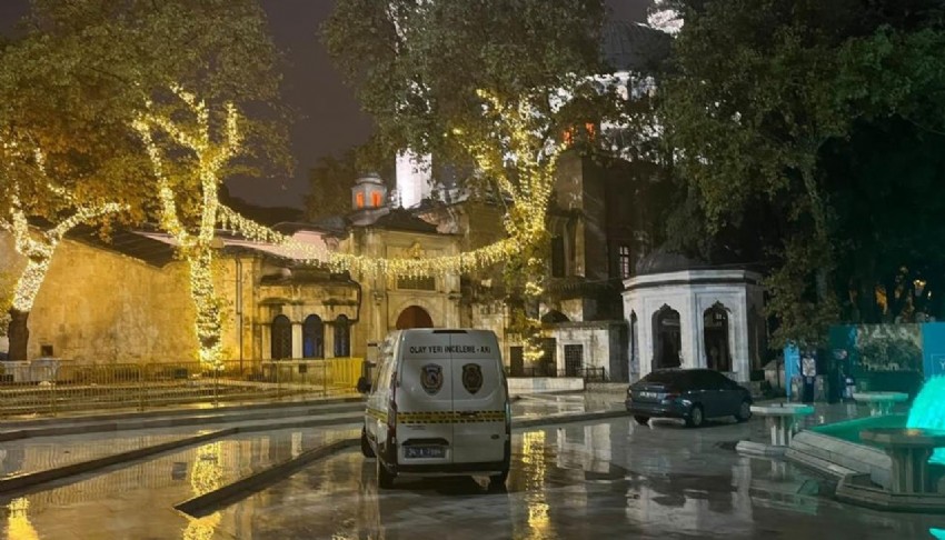 Namazda kavga çıktı: Eyüpsultan Camii'nde silah sesleri