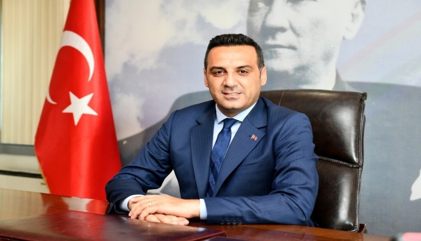 CHP'li başkanın aracına silahlı saldırı