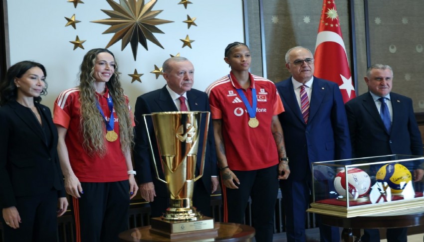 Cumhurbaşkanı Erdoğan Filenin Sultanları'nı kabul etti