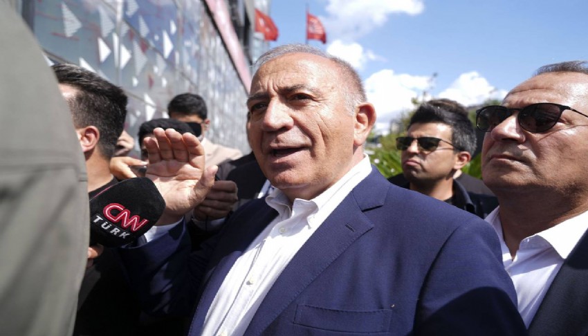 Görevden alındı iddiası: Gürsel Tekin'den açıklama geldi
