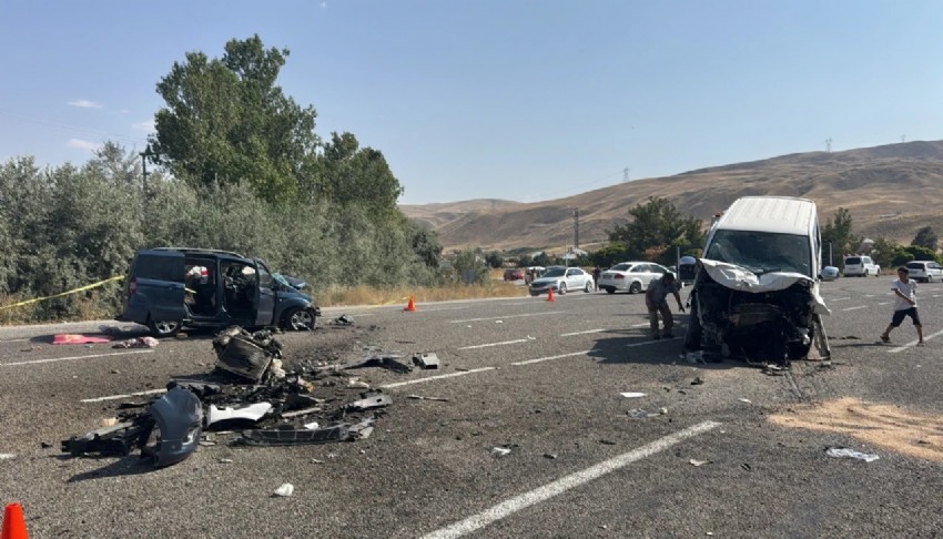 Feci kaza: Çok sayıda ölü ve yaralı var