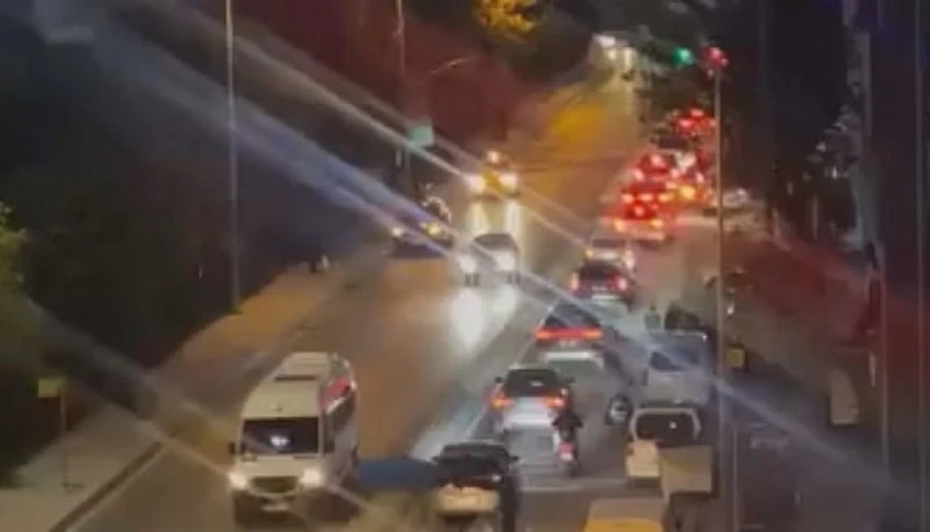 Bayrampaşa'da yol çöktü: 1 işçiden acı haber