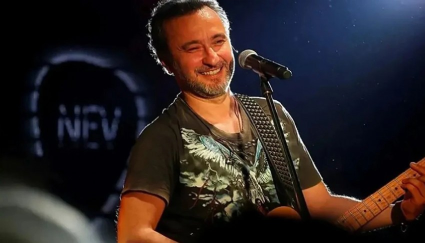 Ünlü şarkıcıdan üzen haber: Entübe edildi