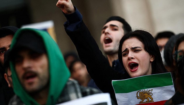 İran'da ölü sayısı artıyor