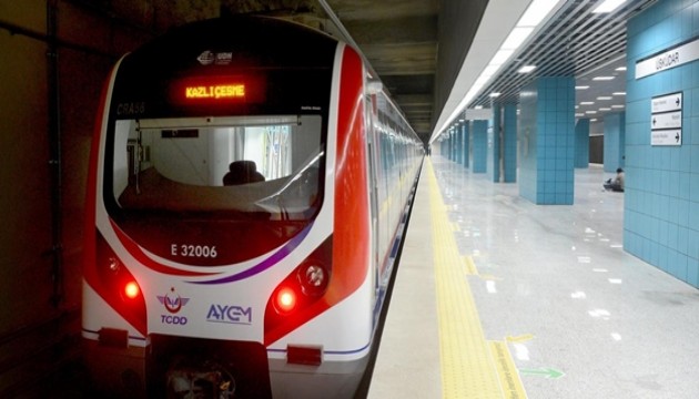 İmamoğlu duyurdu: İstanbul'a yeni metro hattı geliyor!