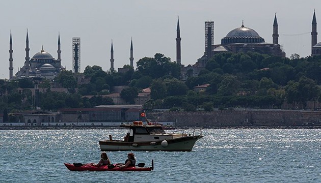 İstanbul'da nem ve sıcak hava bunaltıyor