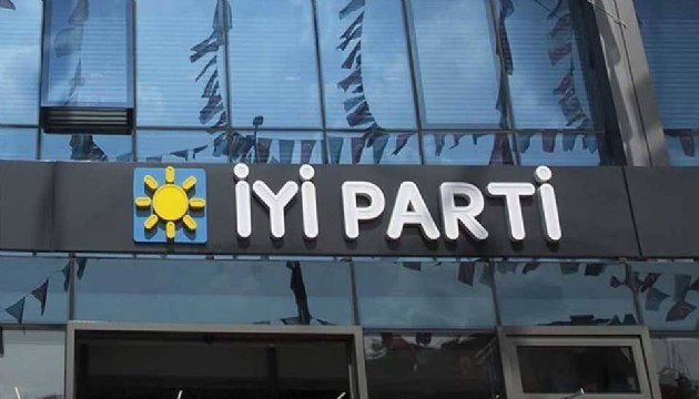 İYİ Parti'de istifa depremi!