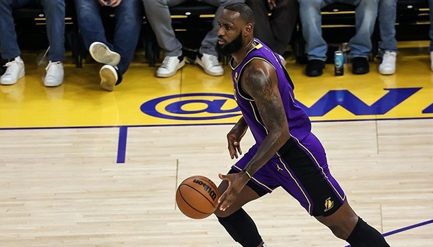 LeBron James'ten rekor maçı