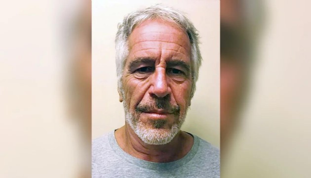 FBI, milyarder Epstein'ın fuhuş ağına engel olmamakla suçlanıyor