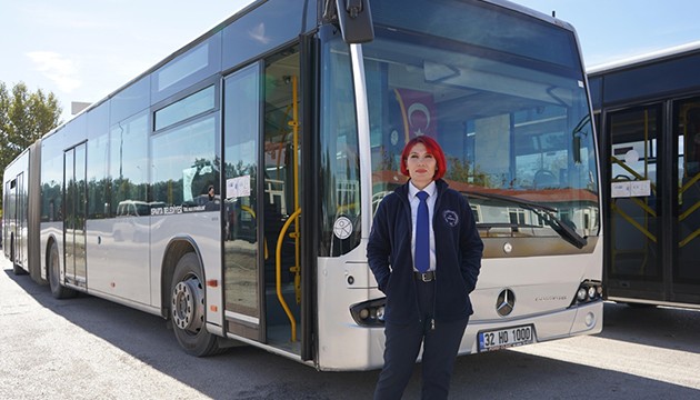 Kadın sürücü hayalini gerçekleştirdi