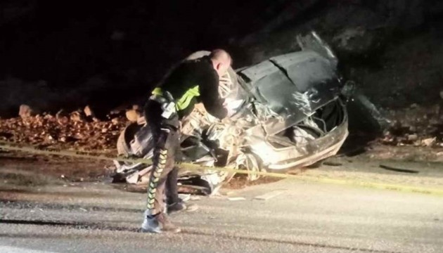 Erzurum'da feci kaza: 3 ölü