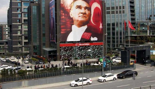 CHP İstanbul'da ilk aday belli oldu