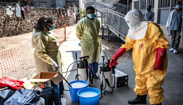 Ebola salgını ilerlemeye devam ediyor
