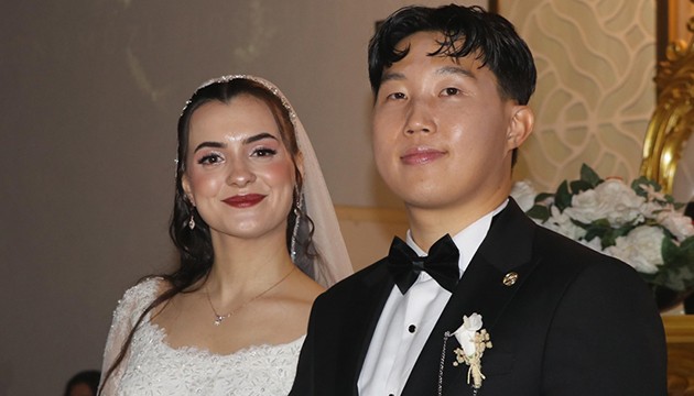 Koreli damat ile Rizeli gelin evlendi