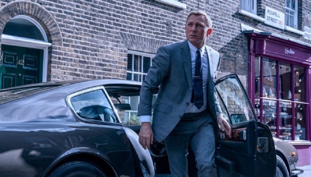 James Bond'dan yeni görsel