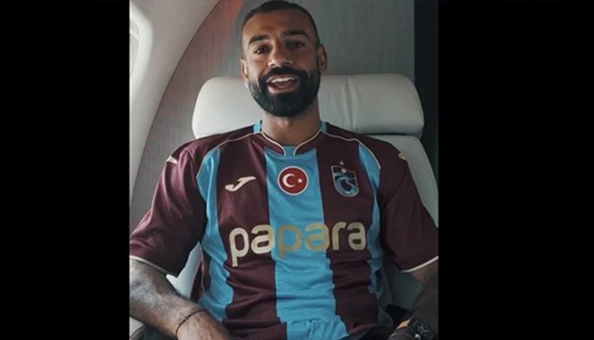 Salah Trabzonspor formasını giydi: Türkiye'ye geliyor