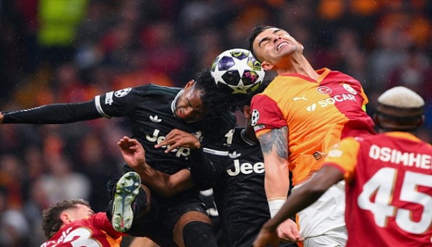 Galatasaray hezimeti sonrası Juventus'lu futbolcuya ırkçı mesaj