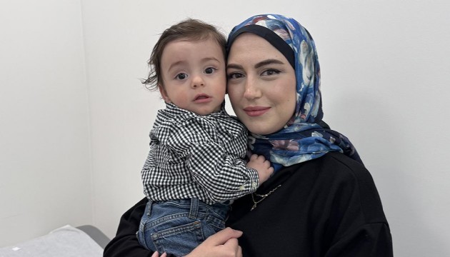 Hem bebeğini doğurdu hem lösemiyi yendi!