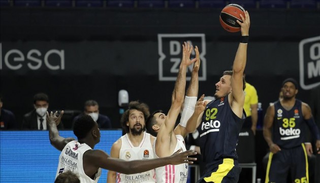 Fenerbahçe Madrid'den eli boş döndü