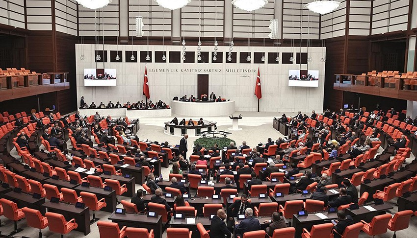 AK Parti grubu çerçeve yasa için toplandı!