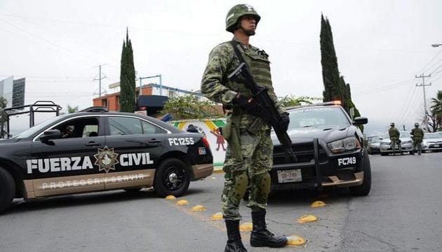 Meksika'da kartel ile polis çatıştı: 3 ölü