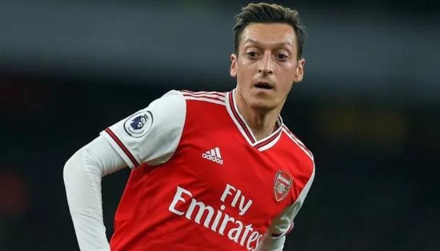 Mesut Özil'den ayrılık açıklaması