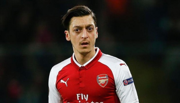 Mesut Özil'e dev teklif