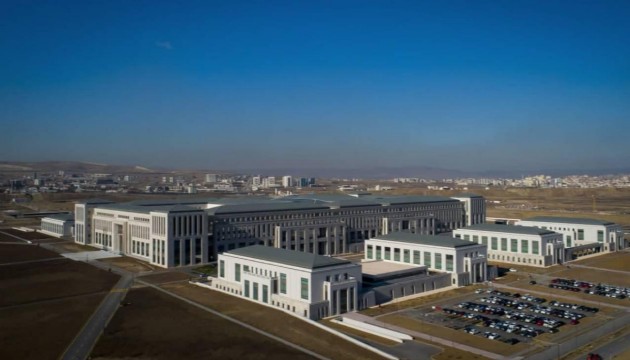 MİT, istihbarat uzmanı alacak