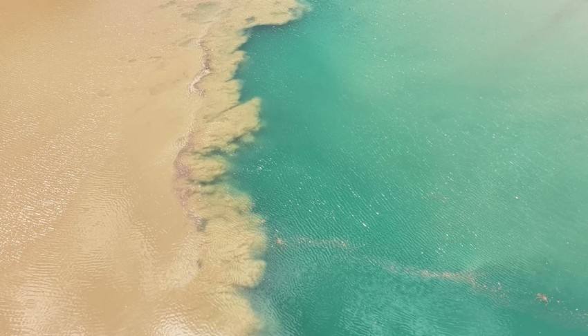 Tunceli'deki nehirler farklı renklerde akıyor