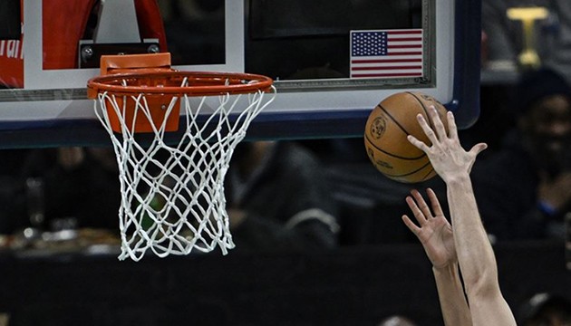 Timberwolves seride öne geçti