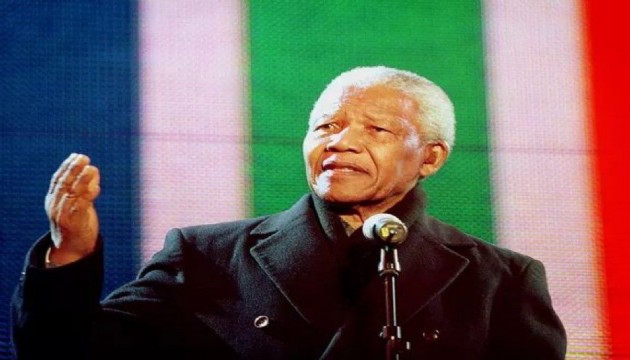 Mandela'nın eşyası müzayedede satılacak