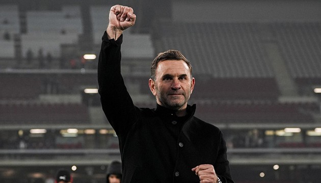 Okan Buruk bir ilki başardı