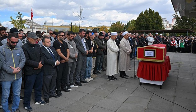 Şehit Uzman Çavuş Ekri son yolculuğuna uğurlandı