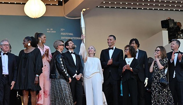 Olimpiyat meşalesi Cannes Festivali'nde