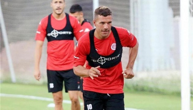 Antalyaspor'a Podolski müjdesi