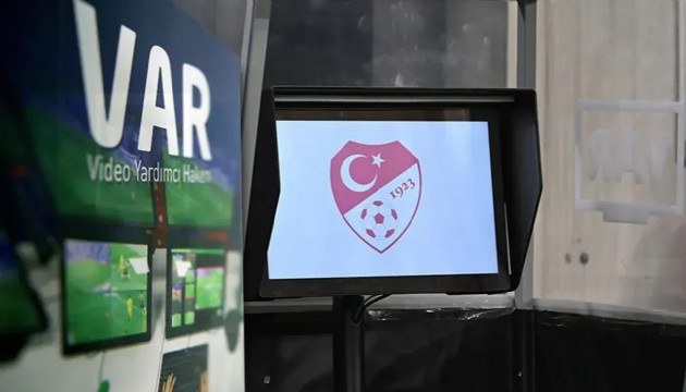 3 dev maçın VAR hakemleri açıklandı