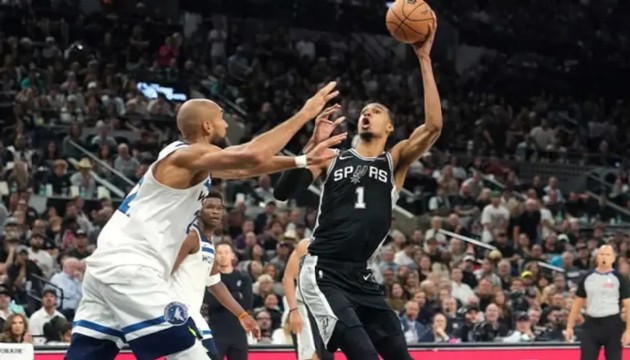 Spurs finale yükseldi