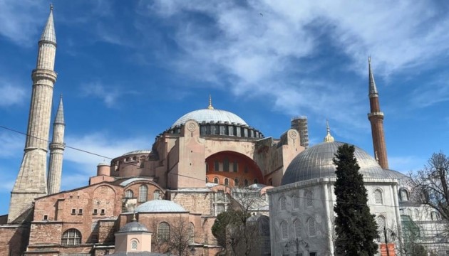 Ayasofya'da restorasyon başladı