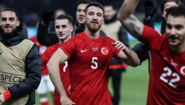 Fenerbahçe ve Galatasaray'dan Salih Özcan kapışması