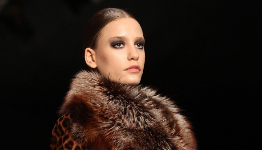 Serenay Sarıkaya'ya restoranda sürpriz not