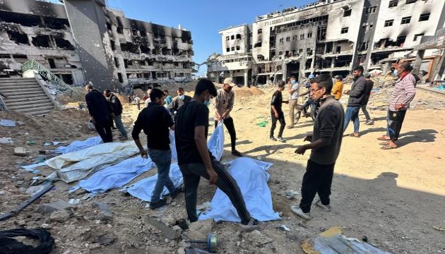 Gazze'deki Nasır Hastanesi'nde bulunan toplu mezardan 190 ceset çıkarıldı