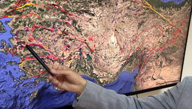 5 günde 10 deprem: Binlerce yıldır uyuyan fay sinyal veriyor